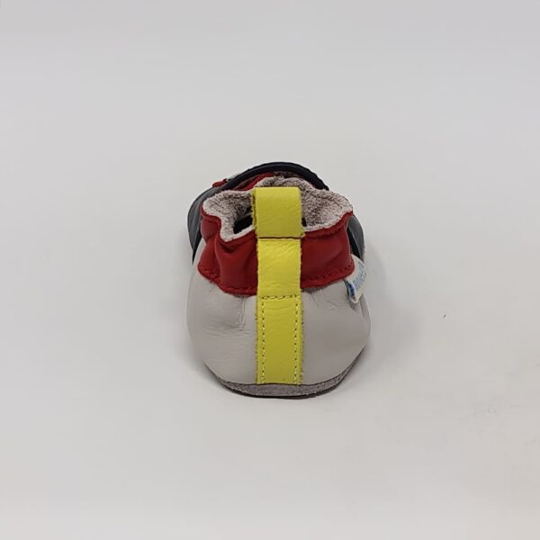686640_3